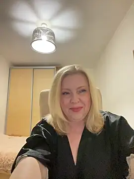 JanieLight53 online show from July 2026 06:56:01 PM