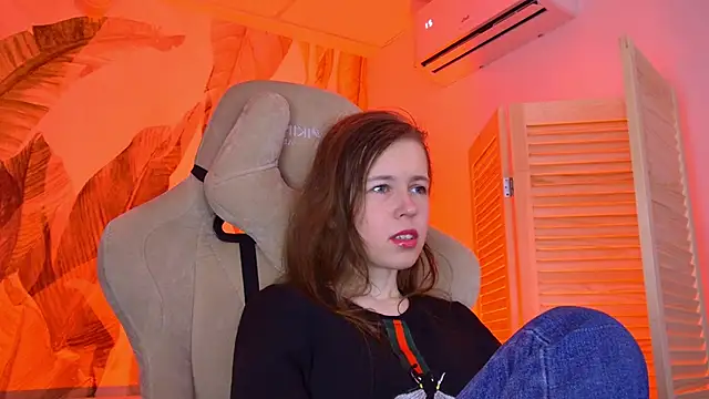 AriaGracen online show from April 2026 12:29:02 PM