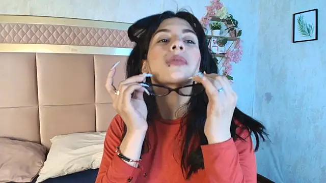 Madii  online show from March 2026 12:53:01 PM