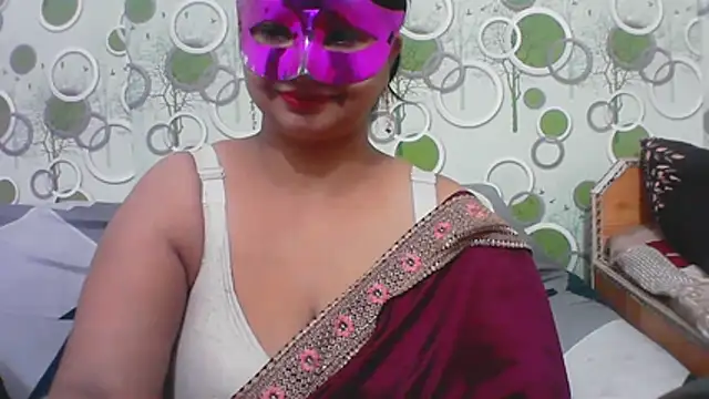 Snapshot of hard_to_do__ chatting on July 2026 04:35:01 PM hard to do online show from July 2026 04:35:01 PM