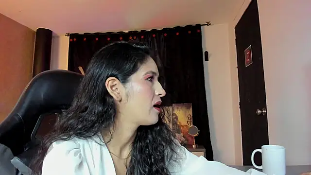 Snapshot of Vicky_Angeel chatting on May 2026 01:27:02 PM Vicky Angeel online show from May 2026 01:27:02 PM