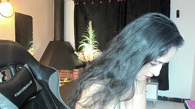 Snapshot of Vicky_Angeel chatting on June 2026 03:59:02 AM Vicky Angeel online show from June 2026 03:59:02 AM