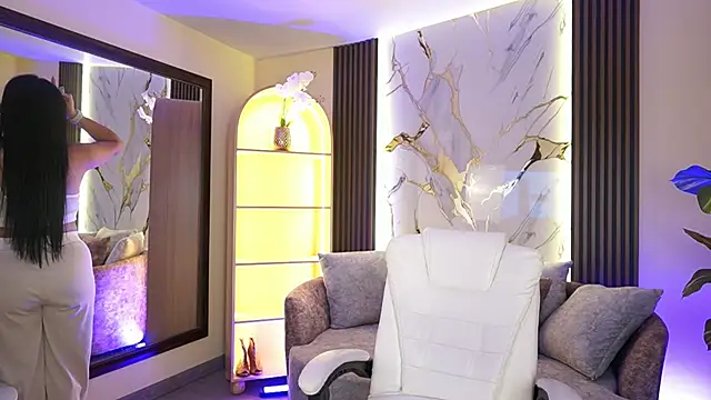 MarianCole online show from March 2026 07:08:01 PM