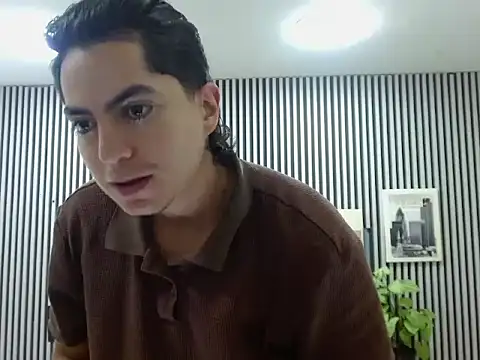 Alex Wolft online show from May 2026 12:33:01 PM