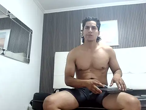 Snapshot of Alex_Wolft chatting on July 2026 02:43:01 AM Alex Wolft online show from July 2026 02:43:01 AM