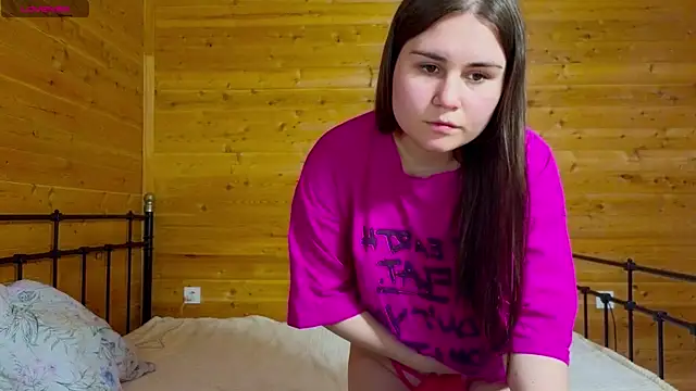 LucyMur online show from April 2026 04:18:01 PM