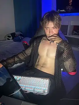 AngelLatinBoy online show from April 2026 04:46:02 AM