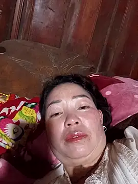 Yellow-pink online show from March 2026 11:30:01 PM