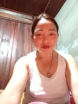 Yellow-pink online show from March 2026 12:54:01 AM