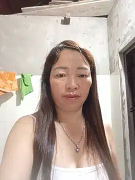 Yellow-pink online show from July 2026 10:39:02 PM