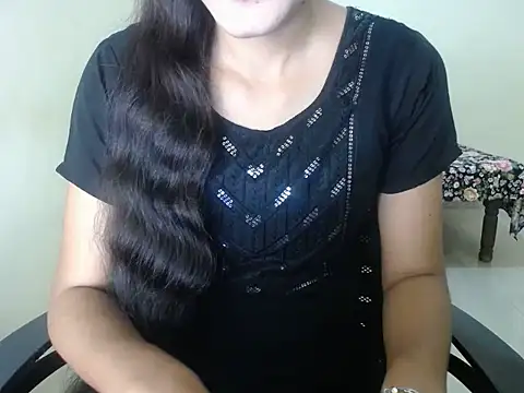 Snapshot of shreya_sharma01 chatting on April 2026 05:23:01 AM shreya sharma01 online show from April 2026 05:23:01 AM