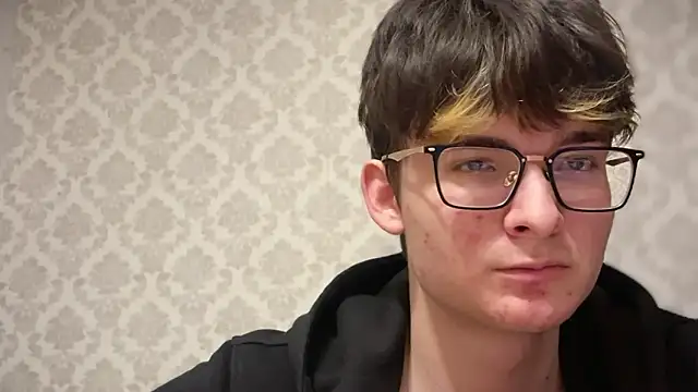 Snapshot of niksikor chatting on March 2026 02:28:02 PM niksikor online show from March 2026 02:28:02 PM