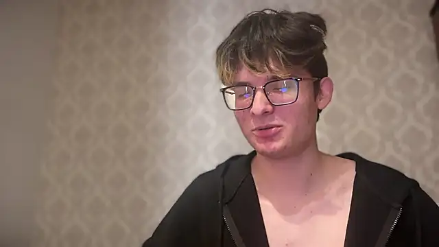 Snapshot of niksikor chatting on April 2026 01:41:01 PM niksikor online show from April 2026 01:41:01 PM