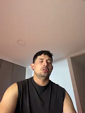 TroyeSavage online show from April 2026 07:26:01 PM