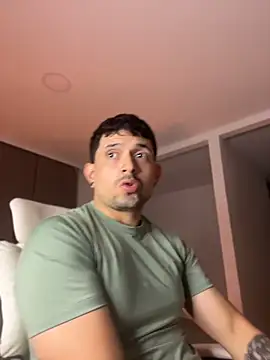 TroyeSavage online show from April 2026 10:58:02 AM