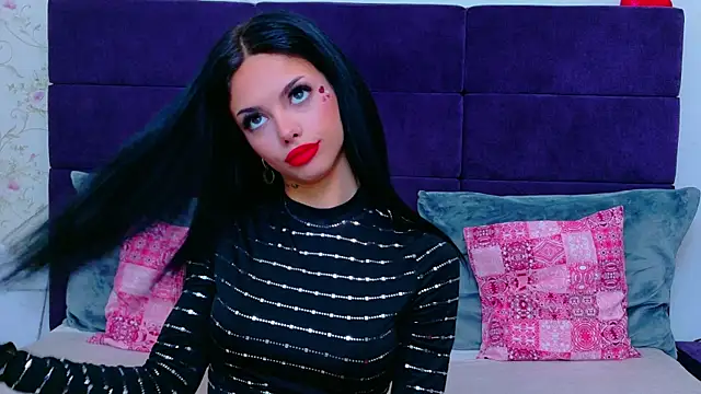 NataliaCroft online show from April 2026 02:22:01 PM