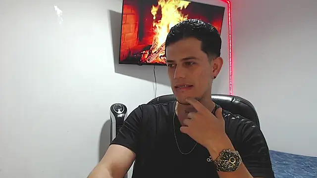 JUAN CAMILOXXX online show from March 2026 04:34:02 AM