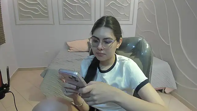 Cloebennet013 online show from July 2026 03:13:01 AM