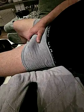 Activ1top online show from March 2026 03:23:01 AM