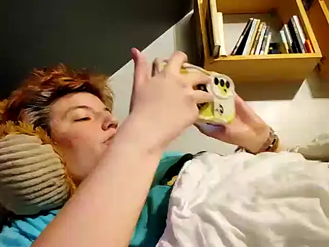 Snapshot of thatcutesubgirlwlw chatting on March 2026 02:12:01 AM thatcutesubgirlwlw online show from March 2026 02:12:01 AM