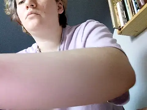 Snapshot of thatcutesubgirlwlw chatting on April 2026 04:30:01 PM thatcutesubgirlwlw online show from April 2026 04:30:01 PM