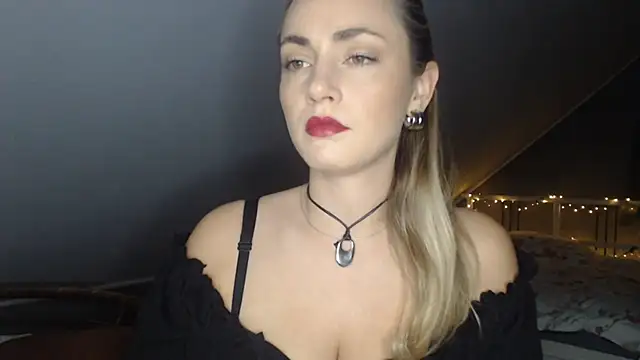 Snapshot of ScarlettSensitive chatting on June 2026 08:11:02 PM ScarlettSensitive online show from June 2026 08:11:02 PM