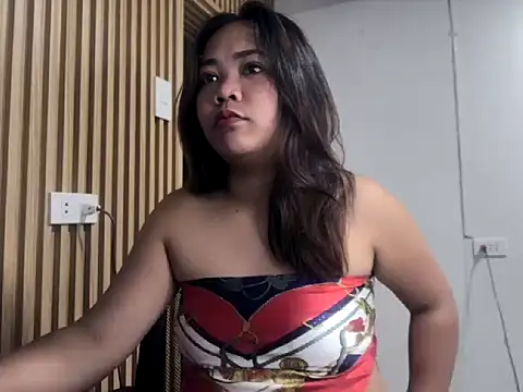 Snapshot of _georgiax_ chatting on May 2026 12:18:01 AM georgiax online show from May 2026 12:18:01 AM