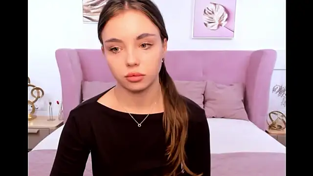MyEvelin online show from June 2026 04:14:02 AM