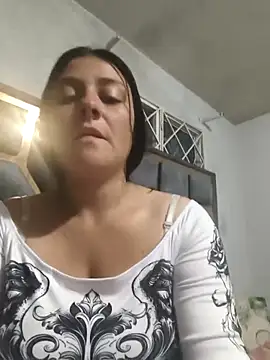 Snapshot of Scarlet_Passion chatting on April 2026 10:16:01 PM Scarlet Passion online show from April 2026 10:16:01 PM