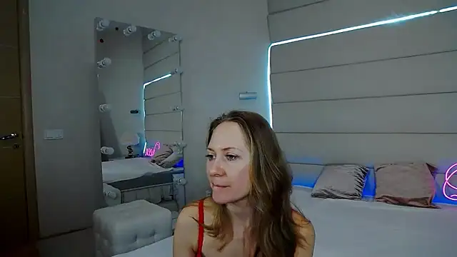 Snapshot of KamilaLod chatting on March 2026 07:23:02 AM KamilaLod online show from March 2026 07:23:02 AM