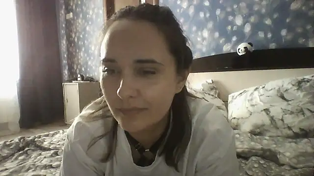 Alisa07qw online show from May 2026 05:35:01 AM