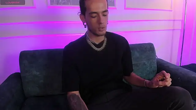 Skinny Mac online show from June 2026 05:52:01 PM