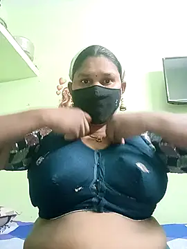 Snapshot of telugutanuja_ chatting on April 2026 04:35:01 AM telugutanuja online show from April 2026 04:35:01 AM