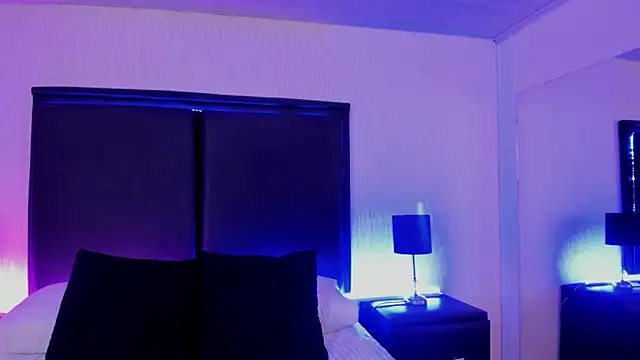 LilithBluum online show from April 2026 06:58:02 PM