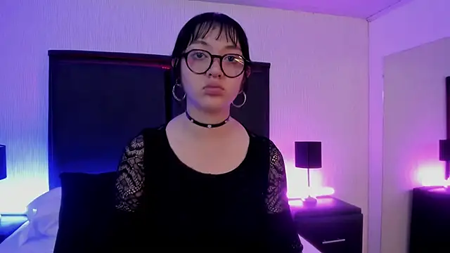 LilithBluum online show from June 2026 01:25:02 PM