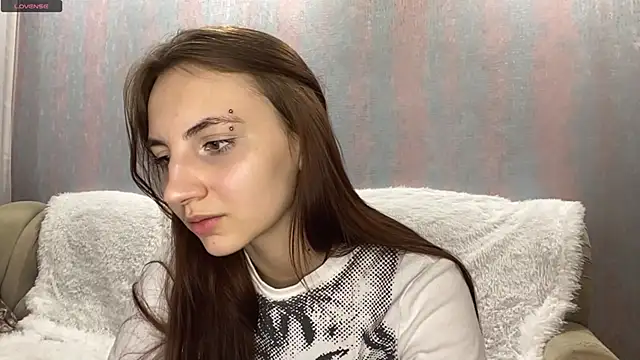 AlisaBloom online show from April 2026 04:12:02 PM