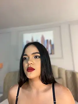 Bella-Ferrer online show from May 2026 06:57:02 PM