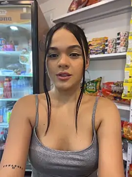 Bella-Ferrer online show from June 2026 06:02:01 PM