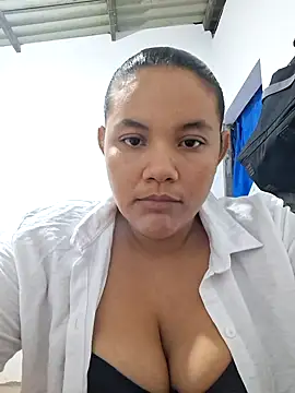 Snapshot of monicarokaforte chatting on June 2026 05:02:01 AM monicarokaforte online show from June 2026 05:02:01 AM