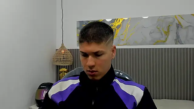 AlessandroFranco online show from March 2026 12:20:02 PM