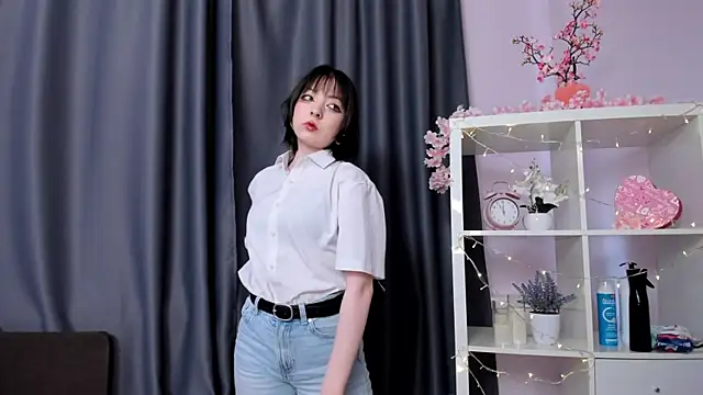 LeannKindla online show from April 2026 12:29:02 PM