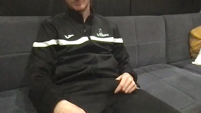 ugofantocci online show from March 2026 09:30:01 PM