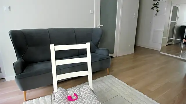 Snapshot of Dorimena chatting on May 2026 06:10:02 AM Dorimena online show from May 2026 06:10:02 AM