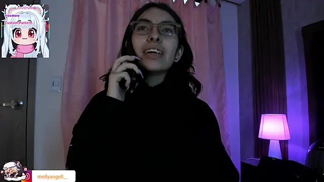Molly A online show from April 2026 02:45:02 PM