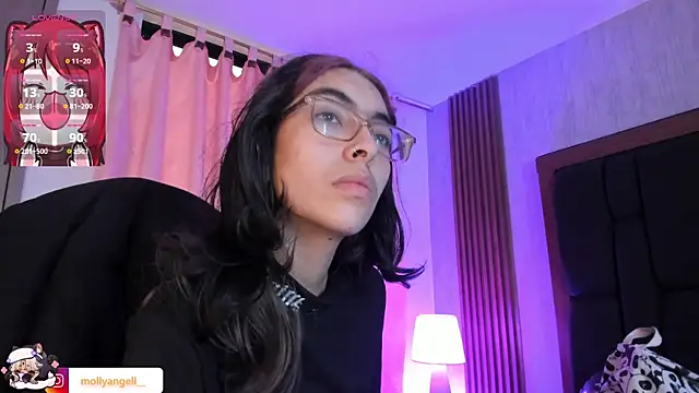 Molly A online show from June 2026 02:49:02 PM