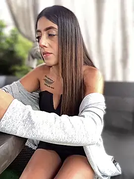 Electra Pinkk online show from April 2026 01:34:01 PM