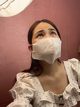 Emma 2603 online show from April 2026 01:42:02 PM