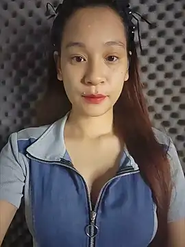 Snapshot of -Hicici- chatting on August 2026 12:20:02 AM -Hicici- online show from August 2026 12:20:02 AM