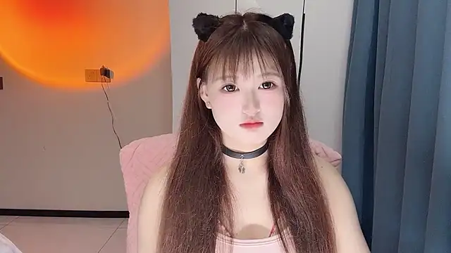 winnie-ww online show from April 2026 08:02:02 AM