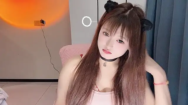 winnie-ww online show from April 2026 12:29:02 PM